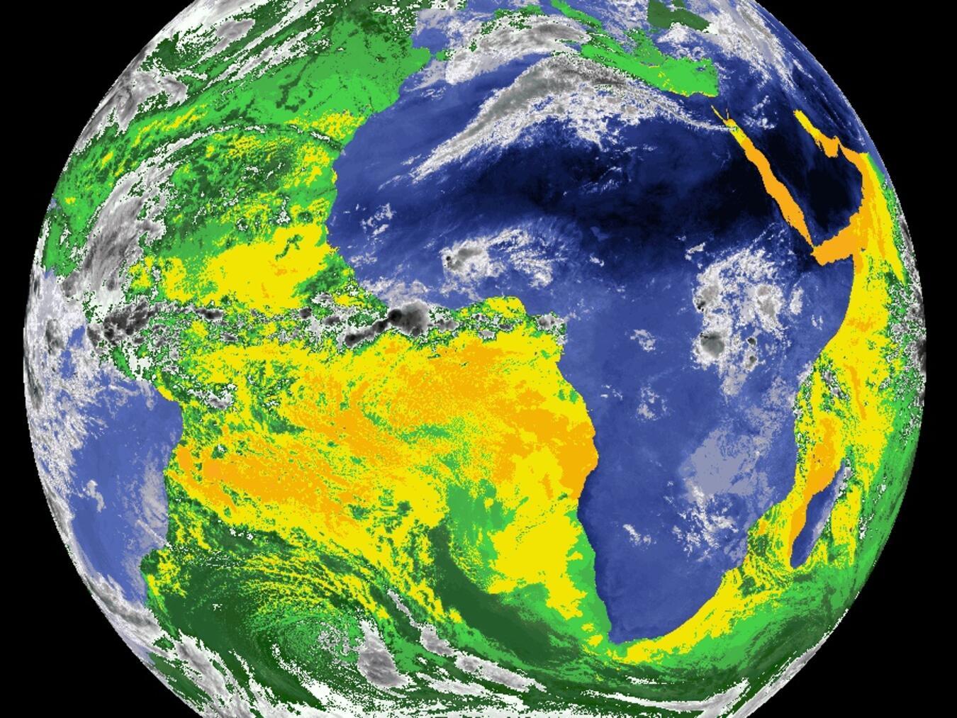 Mit der „Klimaexpedition“ des Bochumer Bildungsprojekts Geoscopia Umweltbildung verwandelte sich das Klever Klassenzimmer für einen Tag in eine interaktive Umweltforschungsstation. Foto: Geoscopia
