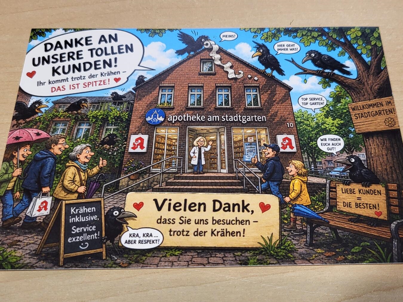 Lärm, Kot und EU-Schutz: Rees ringt mit dem Saatkrähen-Problem "Apotheke am Stadtgarten Postkarte mit Dankesbotschaft und Krähenmotiv"