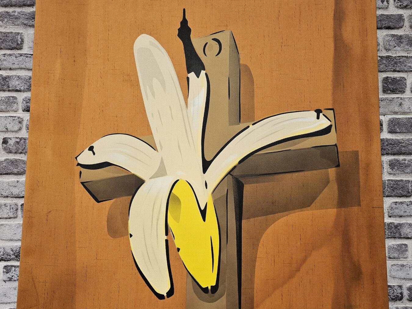 "Banane am Kreuz in Rheinberger Krankenhaus, Kunstgeschichte, Thomas Langer Foto"