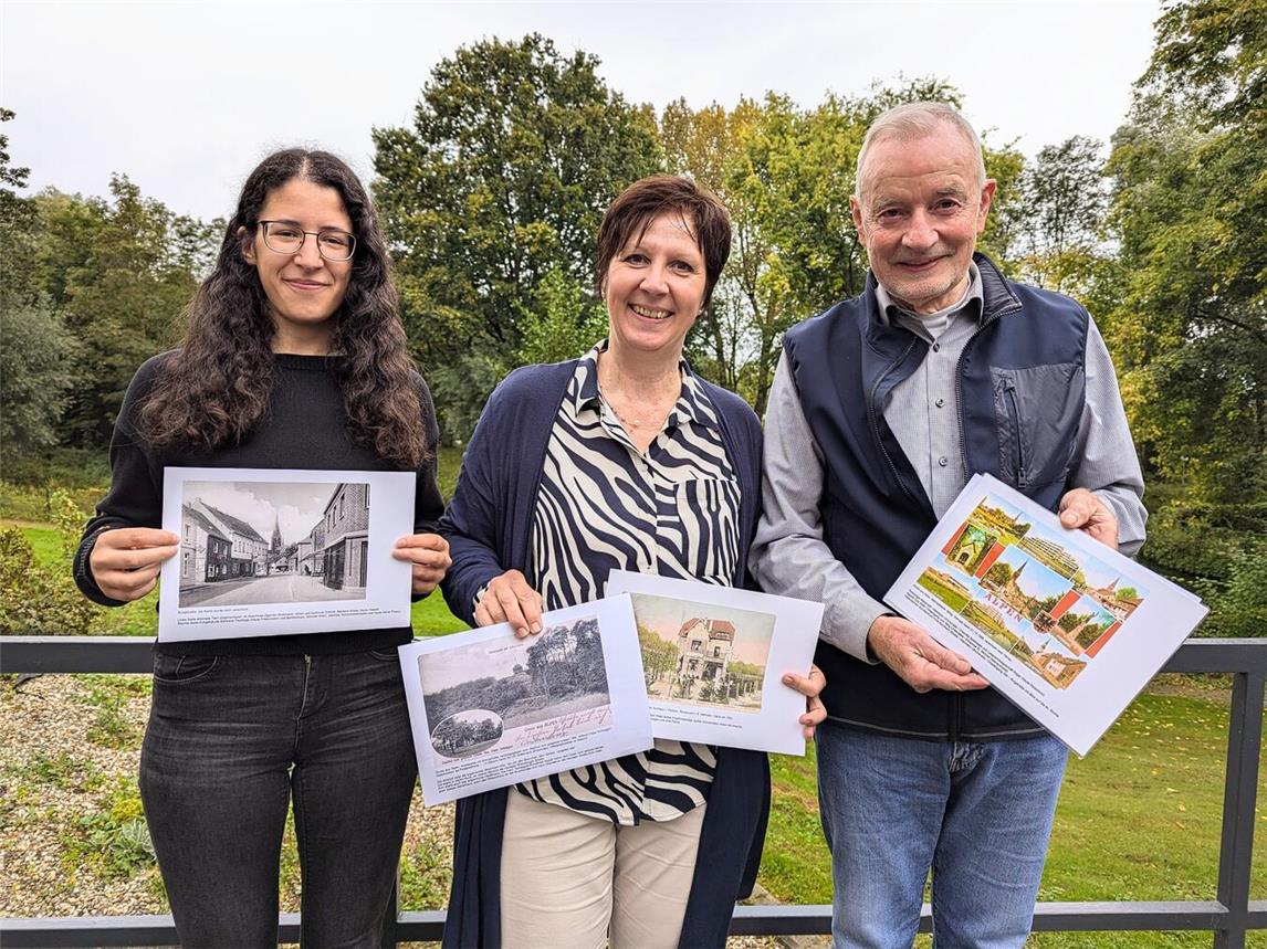 Mit einer Postkartenausstellung bescherten Ursula Hüsch (mitte) und Sarah badouroui vielen tolle Erinnerungen. Hermann Terboven war dabei eine gute Unterstützung. Foto: JK