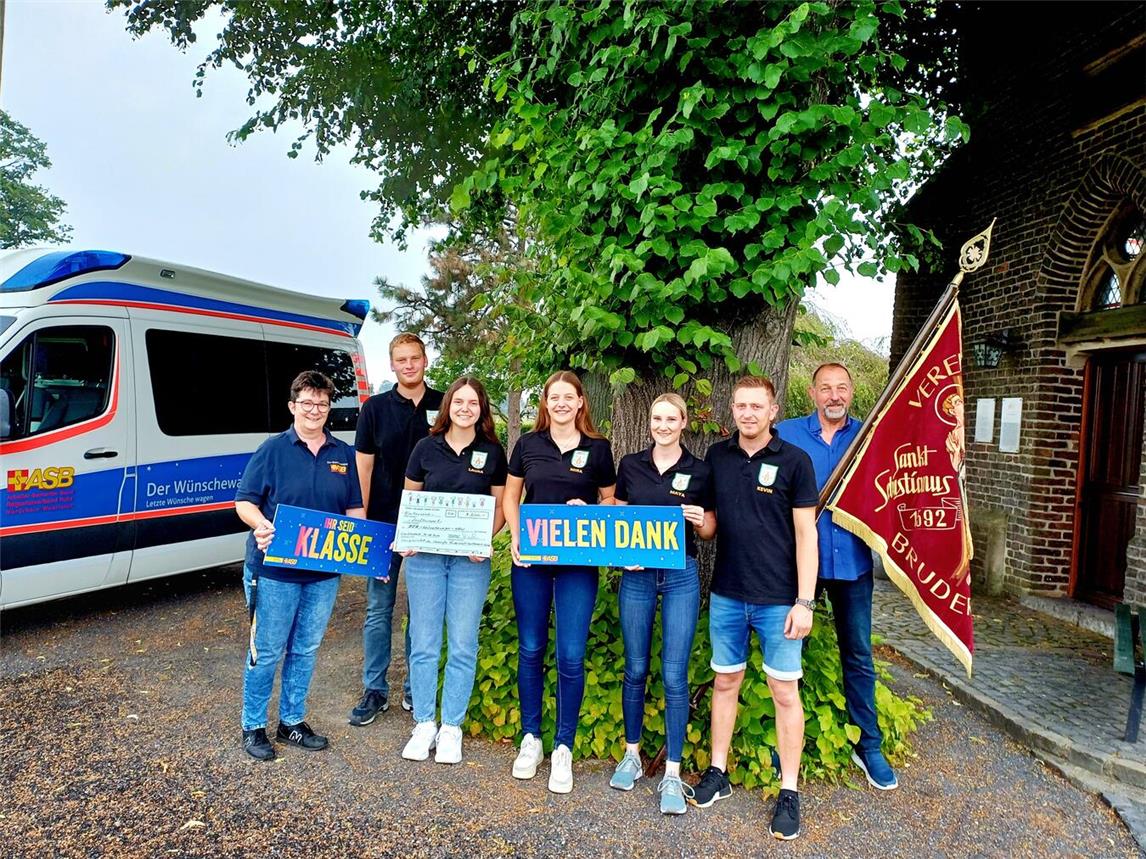 Mit ihrer Spende hat die Vereinigte Schützenbruderschaft Wachtendonk-Gelinter geholfen, Herzenswünsche zu erfüllen. Foto: privat