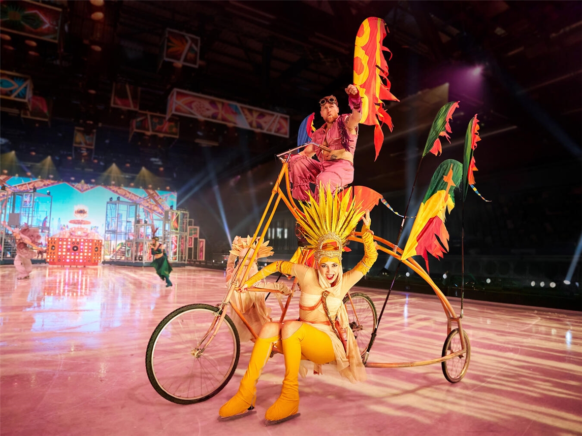 "Mirage Eisshow mit moderner Festival-Ästhetik, erfolgreichste der Welt, aufgenommen von Rico Ploeg"