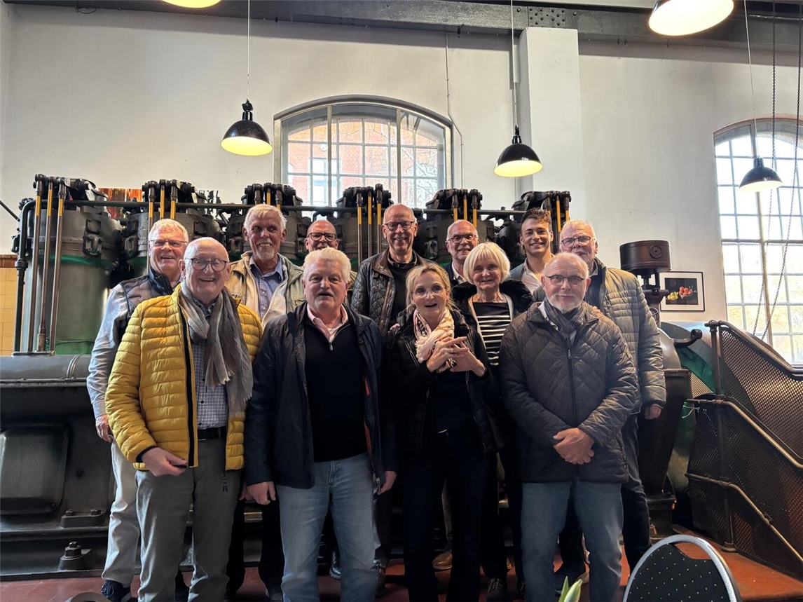 "Gocher Seniorenunion mit Fabian Zitzke in der Reichstagskuppel, Berlin"