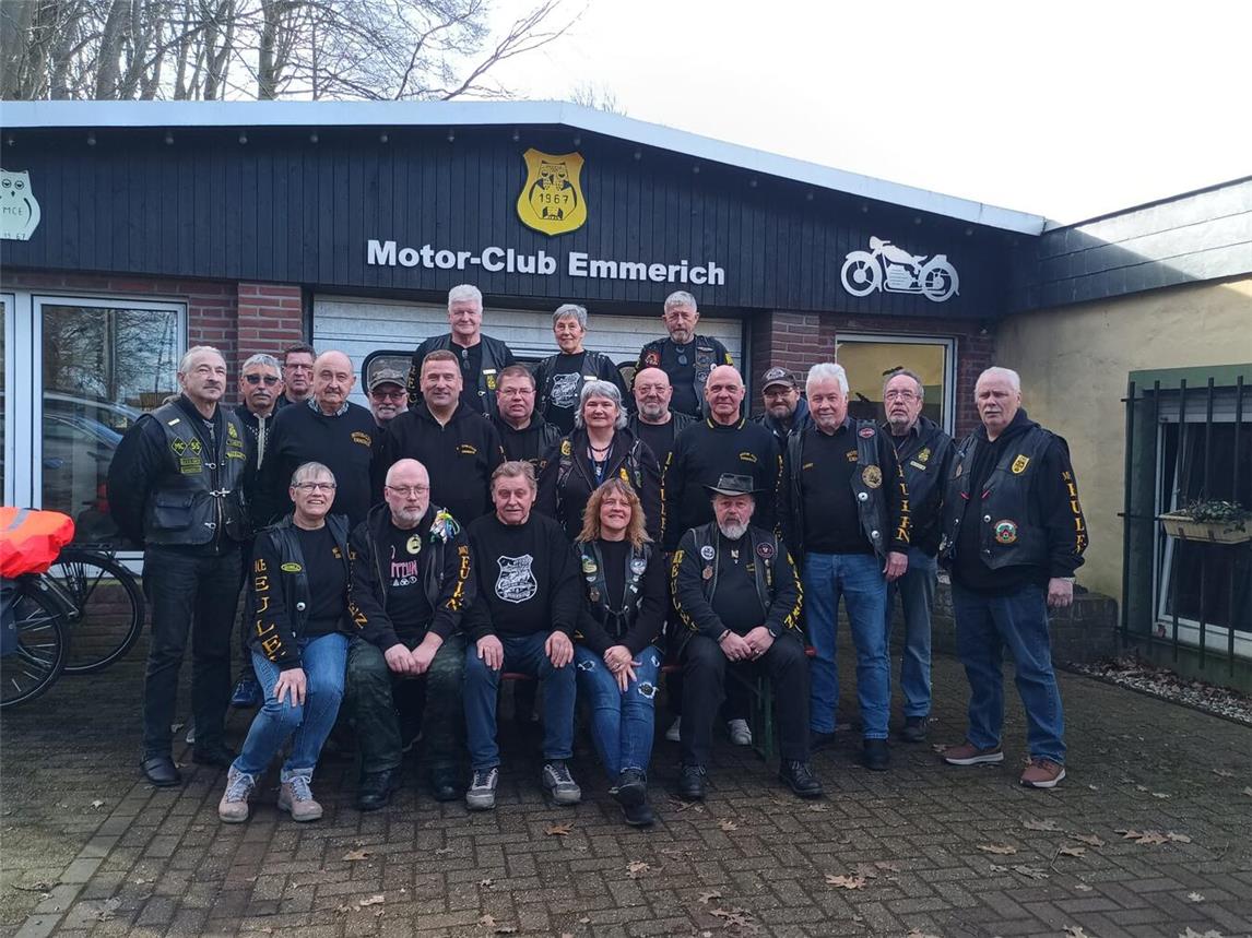 Nach der JHV freuen sich die Mitglieder des Motorclubs Emmerich auf die kommende Saison.Foto: Motorclub Emmerich