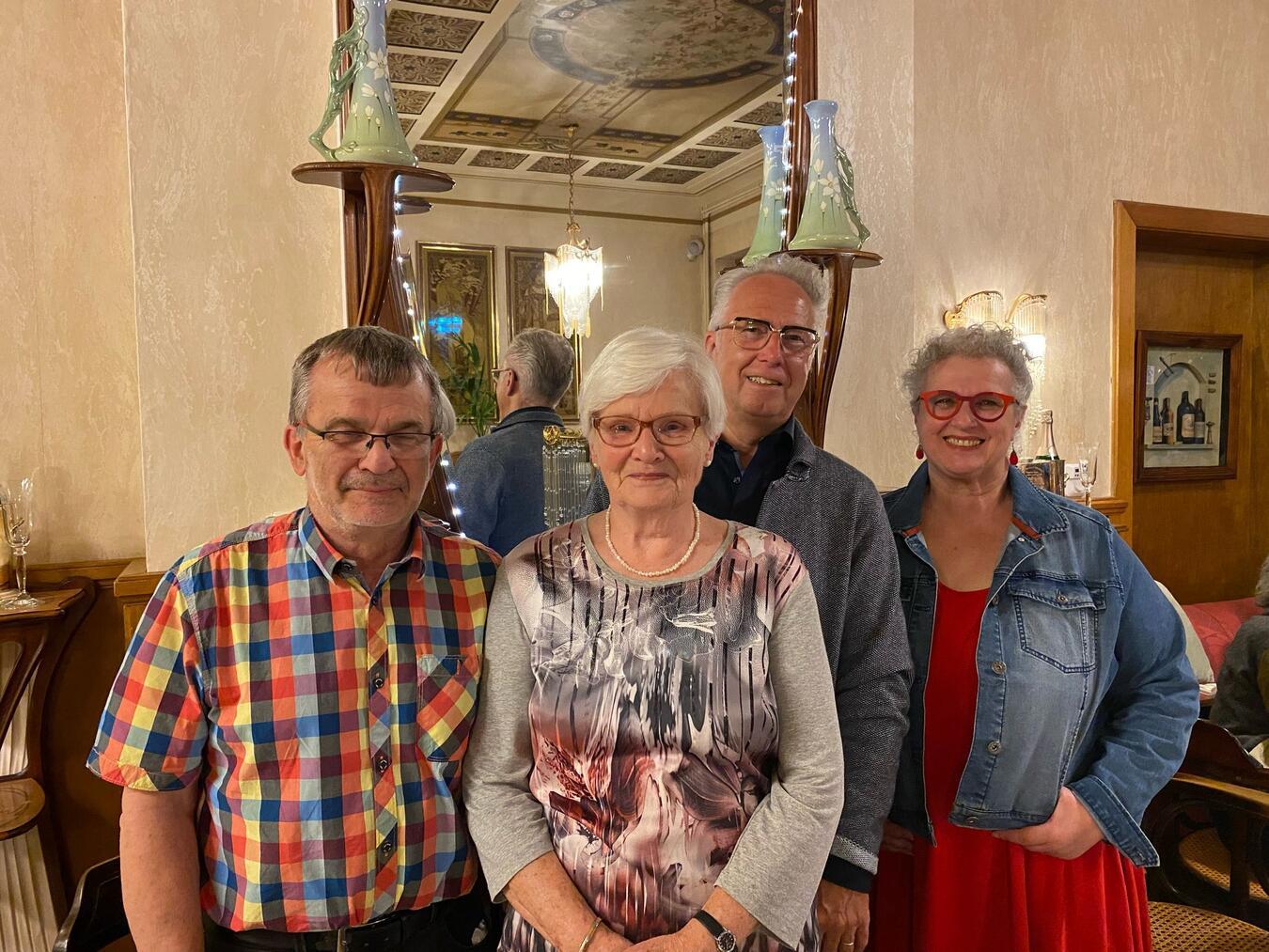 Nach der Wiederwahl: (v. l.) Wolfgang Püschel (Geschäftsführer), Fine Molderings (kommissarische Kassiererin), Bernd Pool (Erster Vorsitzender) und Petra Girmes-Meiners (stellvertretende Vorsitzende). Foto: privat