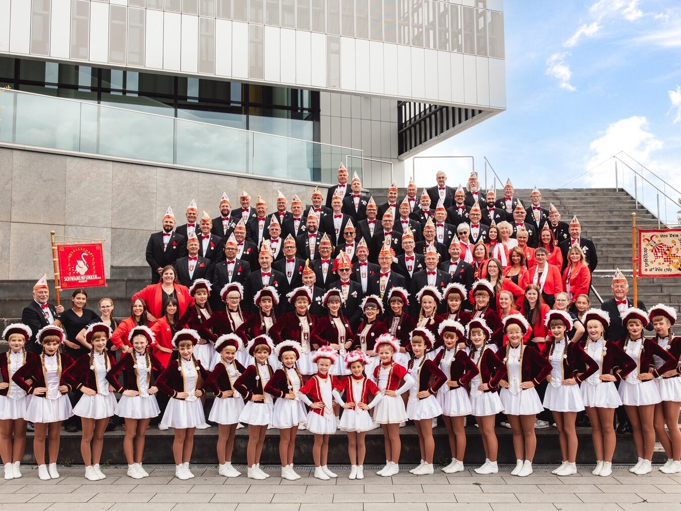 Nach einem ereignisreichen Jubiläumsjahr und einer erfolgreichen Session bereitet sich die Gesellschaft Schwanenfunker auf die Session 2025/2026 vor. Foto: Schwanenfunker