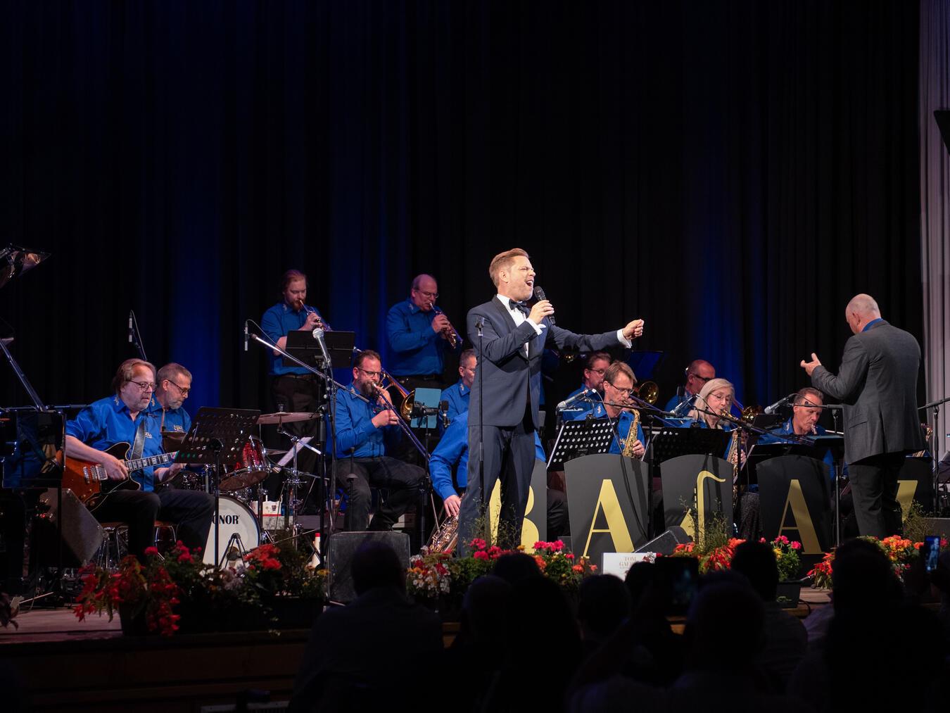 Nach zwei Zugaben ging ein zufriedenes, sehr gut unterhaltenes Publikum nach Hause. Foto: Cindy de Jong