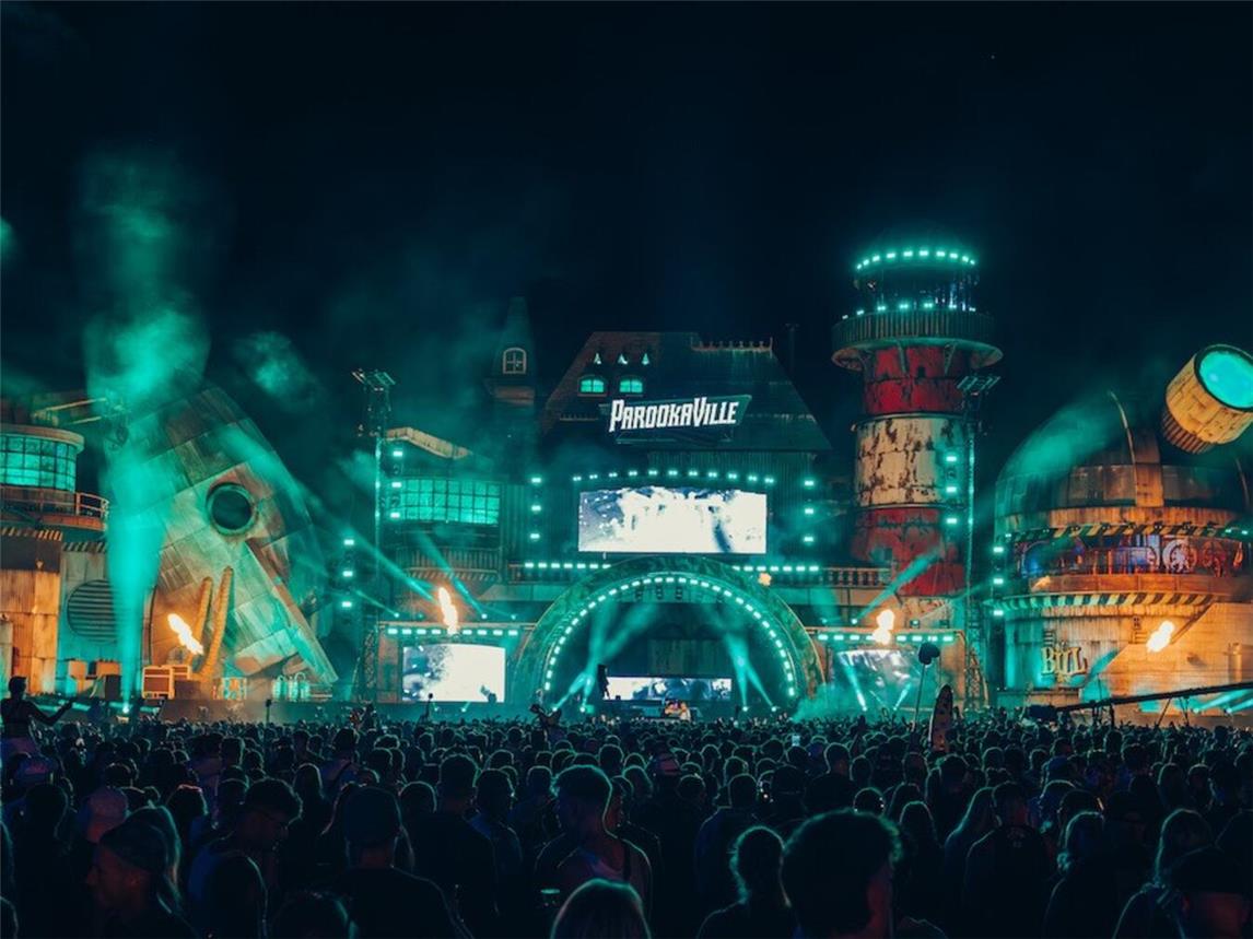 Nachdem die Bill’s Factory im vergangenen Jahr verabschiedet wurde, kehrte die zweitgrößte Bühne auf dem Gelände nun in neuem Design zurück und wurde als „New Bill’s Factory“ am Freitag mit einer umjubelten Ceremony eingeweiht.Foto: Robin Böttcher