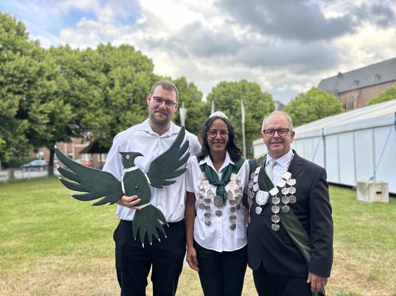 Nachfolge geregelt: Prinz, Königin und König. Foto: Schützengilde Zyfflich