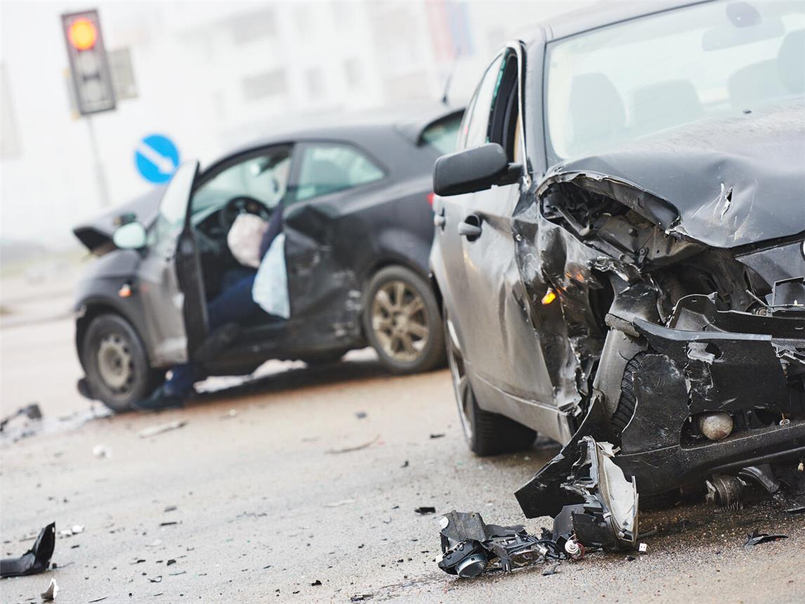 •Neben den Verkehrsunfällen hat auch die Zahl der Unfalltoten zugenommen. Foto: AdobeStock