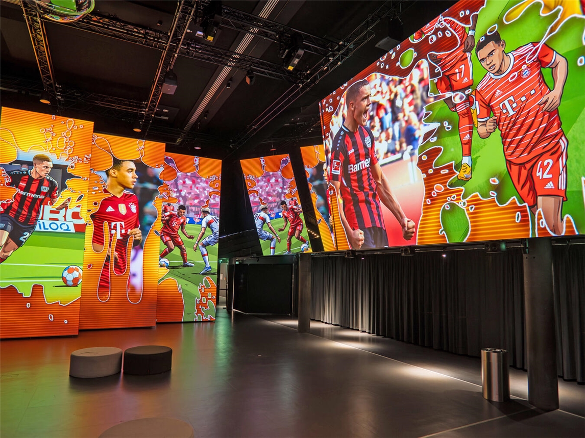 Neu zu den Osterferien: Die Sonderschau „Superheroes“ im Deutschen Fußballmuseum. Foto: Tim Schimanski