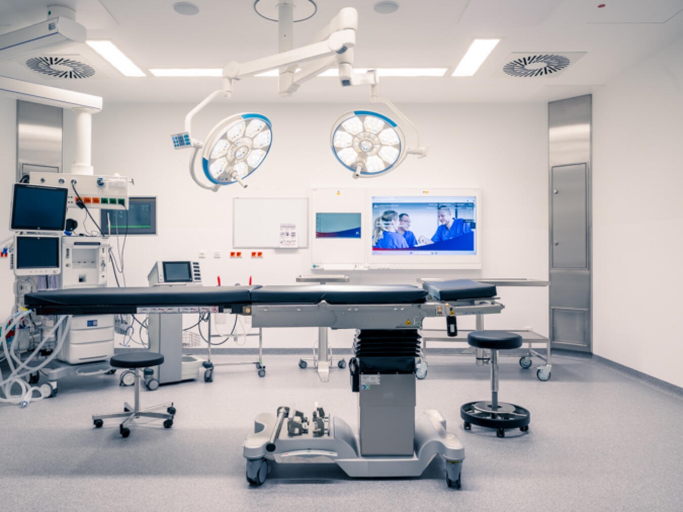 Neuer Operationssaal im Hospital zum Heiligen Geist