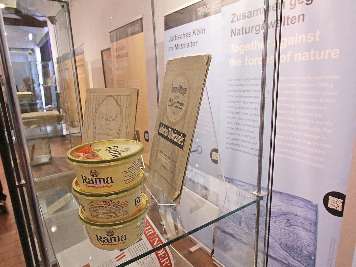 „1700 Jahre jüdisches Leben in Deutschland“: Ausstellung in Xanten als Mahnung vor wachsendem Antise NN-Fotos: Theo Leie