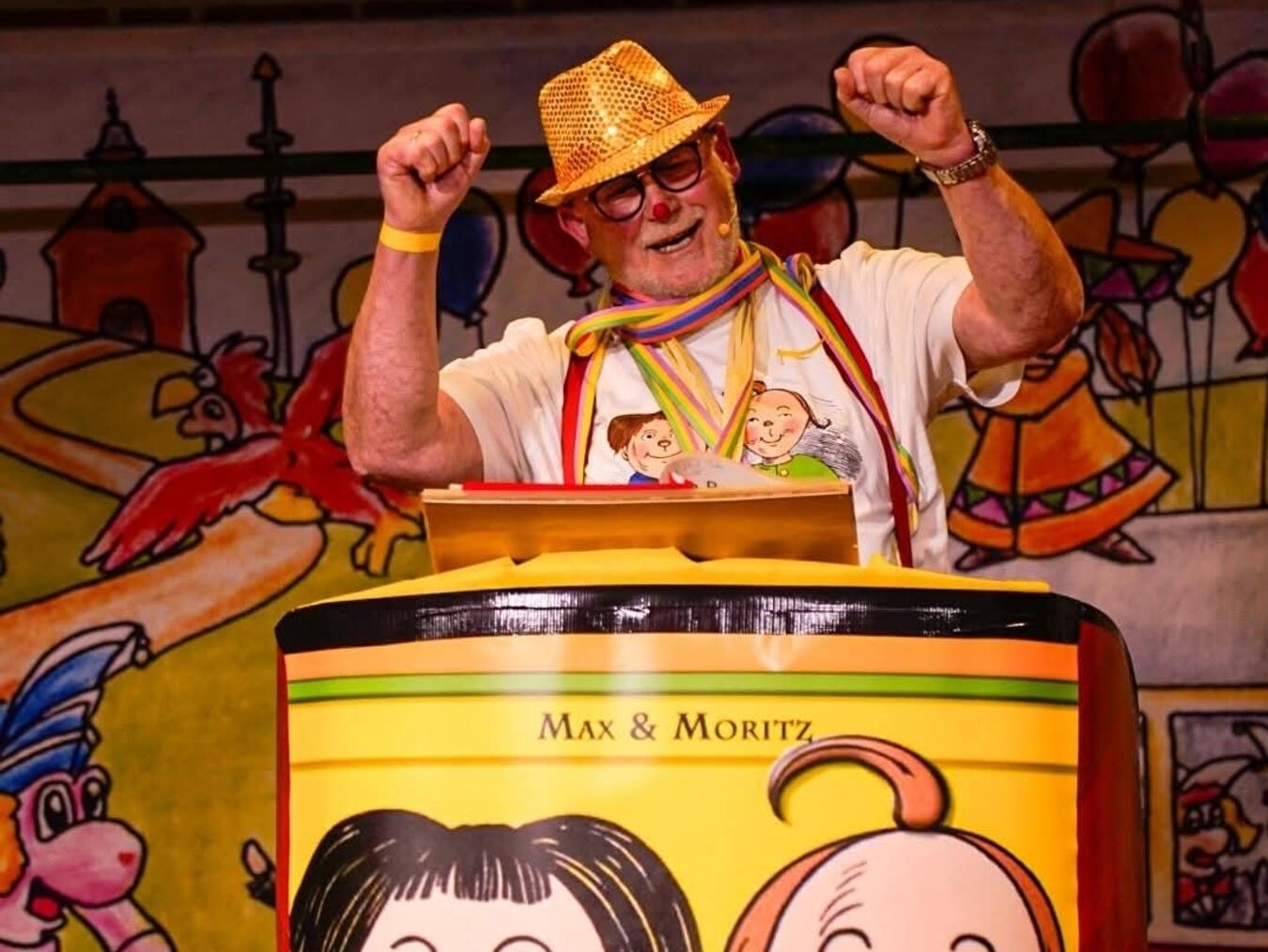 Opa Ray (Raymund Rath) gab die modernen Schandtaten von Max und Moritz zum Besten.