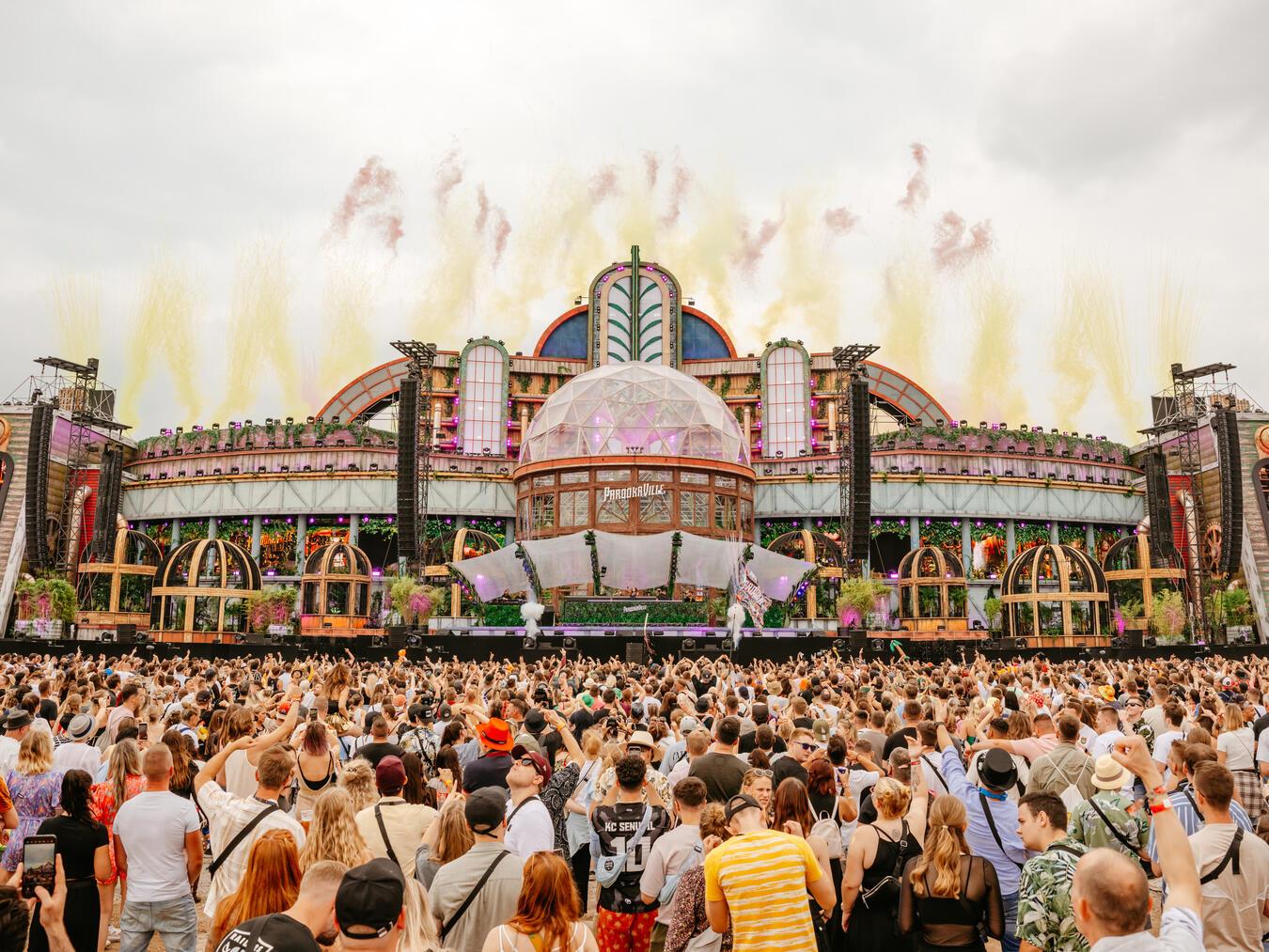 Parookaville – das Team des Parookaville-Festivals wird in diesem Jahr mit dem Heimatliebe-Orden der Queekespiere ausgezeichnet. Foto: Parookaville/Stijn de Grauwe