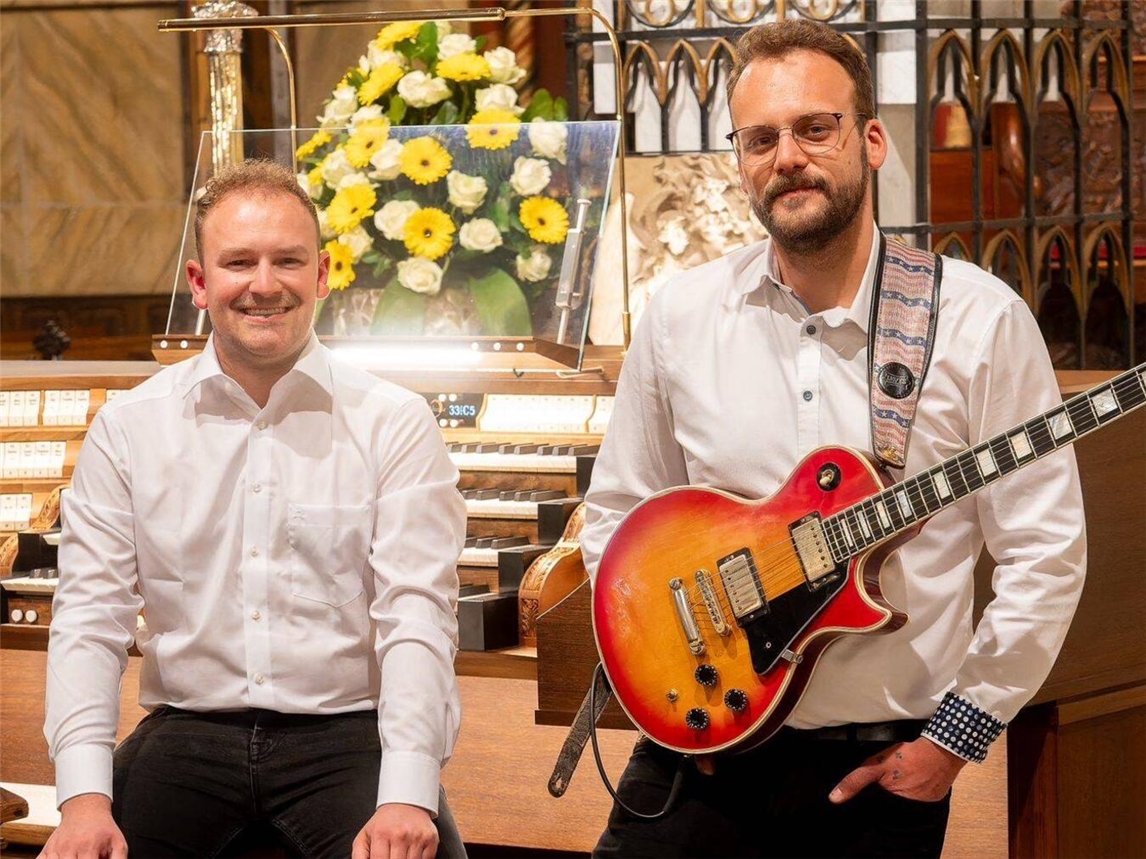Paul Lammers (l., Orgel) und Levin Ripkens (E-Gitarre). Foto: privat