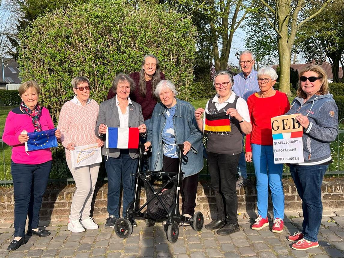 Personelle Veränderungen hat es im Vorstand der Gesellschaft für Europäische Begegnungen (GEB) in Bedburg-Hau gegeben. Foto: privat