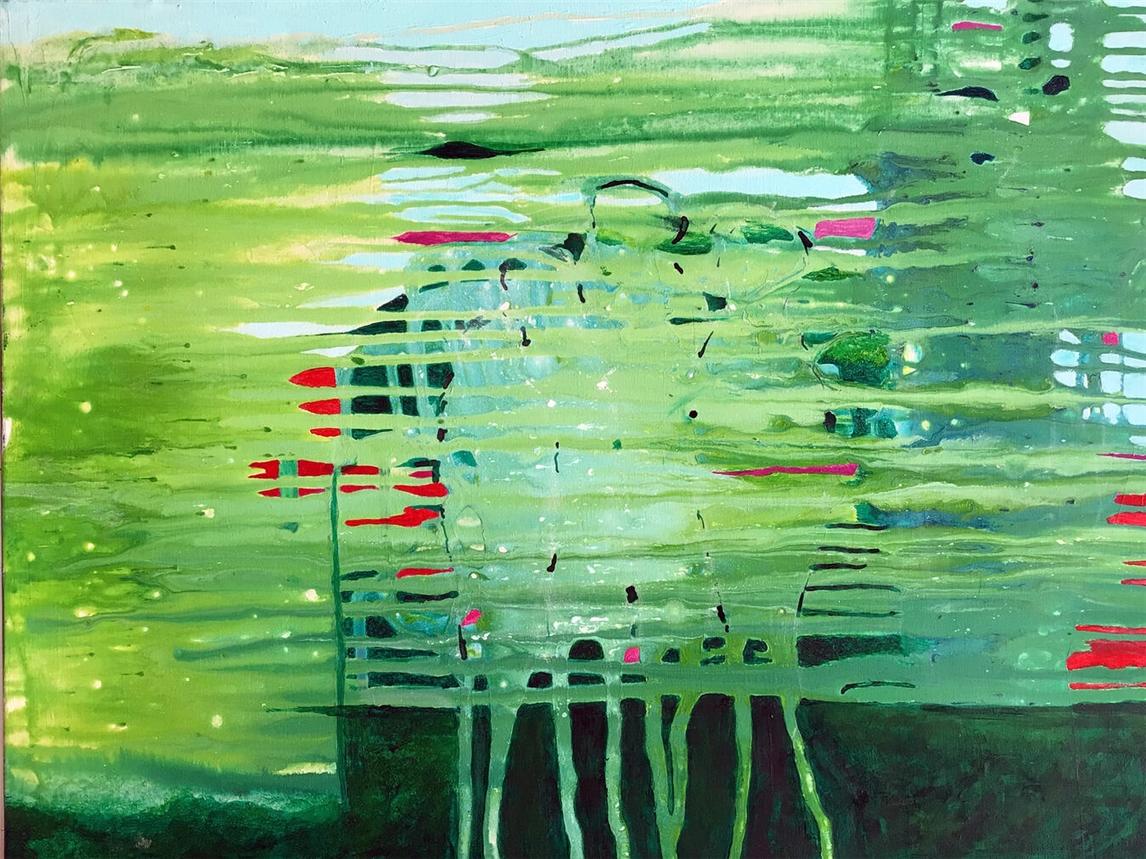 "Petra Holecek vor ihrer Ausstellung 'Linie.Farbe.Gefühl.' in der Reeser Rathausgalerie"
