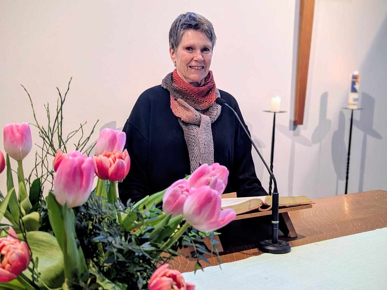 Pfarrerin Sabine Heimann hat die vergangenen 15 Jahre im Dienst der evangelischen Kirche Geldern verbracht. Nun freut sie sich auf mehr Zeit für Hund und Pferd. NN-Foto: J. Kurschatke