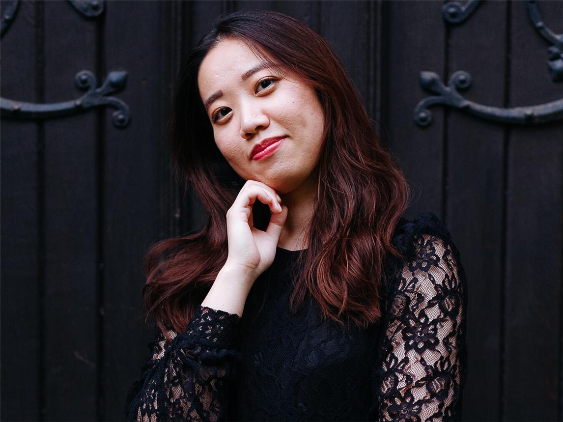 Pianistin Tsuzumi Namikawa spielt am 9. Februar ihr Programm „Chopin pur – Sehnsucht“. Foto: Jonas Sopa