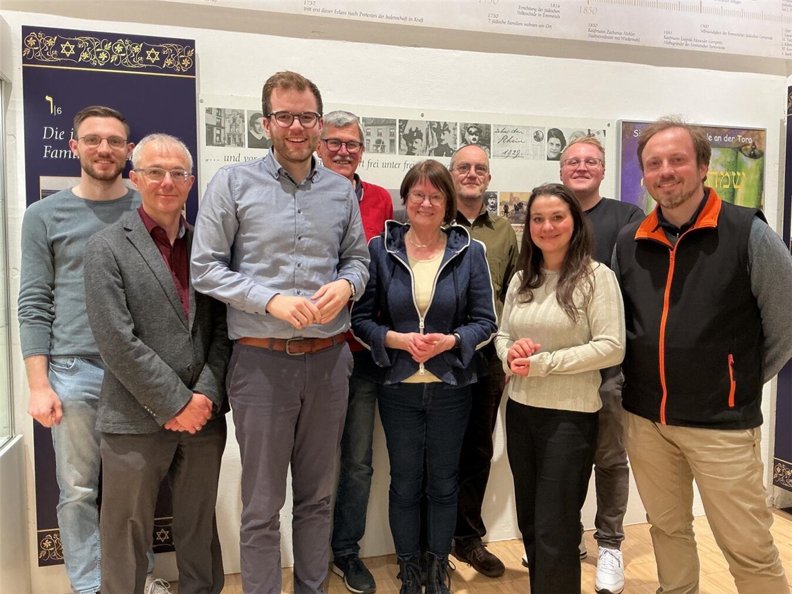 Politischer Besuch im PAN: Gruppenfoto von Malte Giltjes, Dr. Dirk Schuricht und weiteren Teilnehmern.