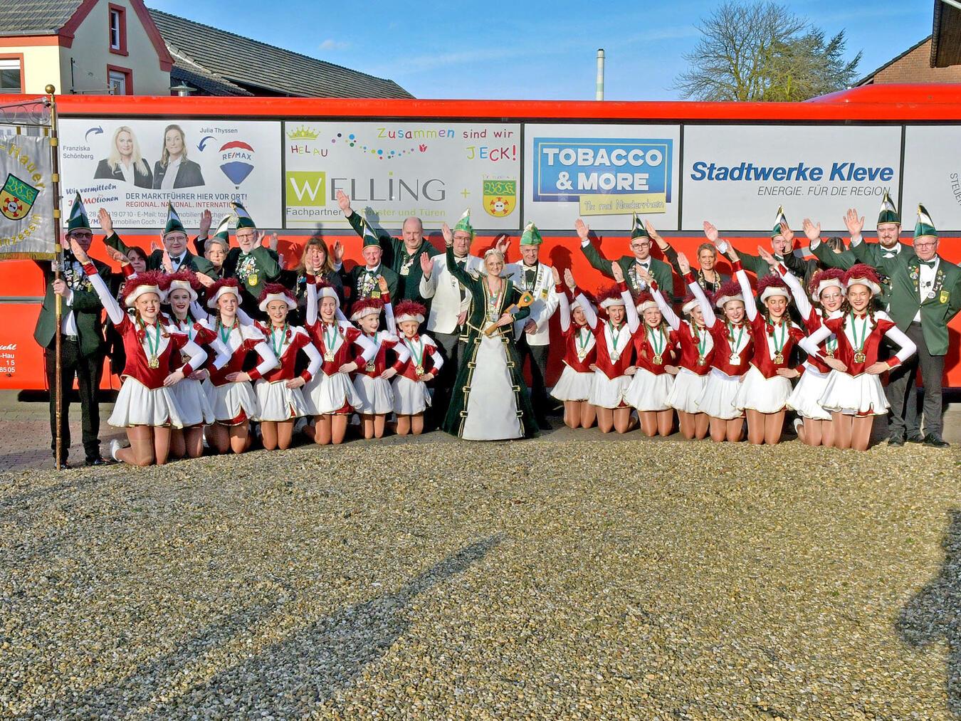 Prinzessin Tina II ist in diesen Tagen mit ihrer Garde unterwegs und freut sich auf den Höhepunkt ihrer jecken Session. NN-Foto: Rüdiger Dehnen