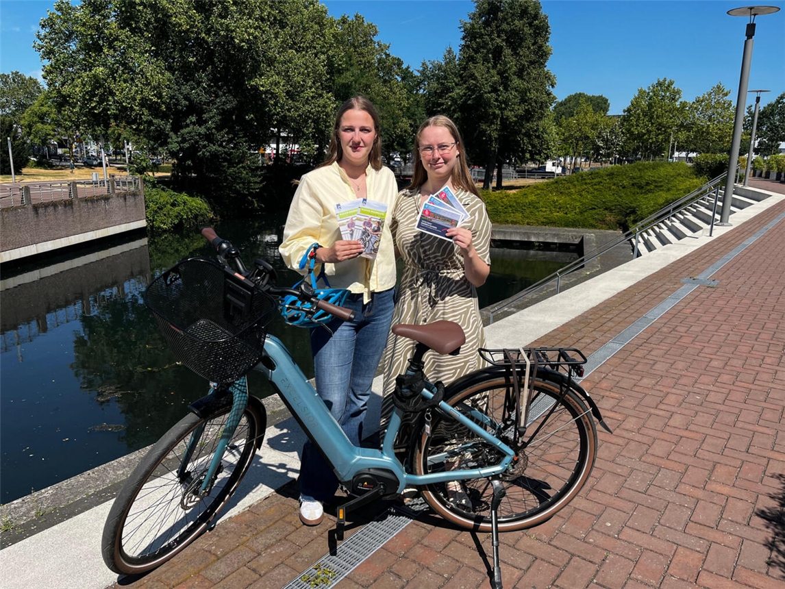 "Radtour entlang des Rheins mit Sarah Stricker und Antonia Pieper, organisiert von WfG Emmerich und WTM Kleve"