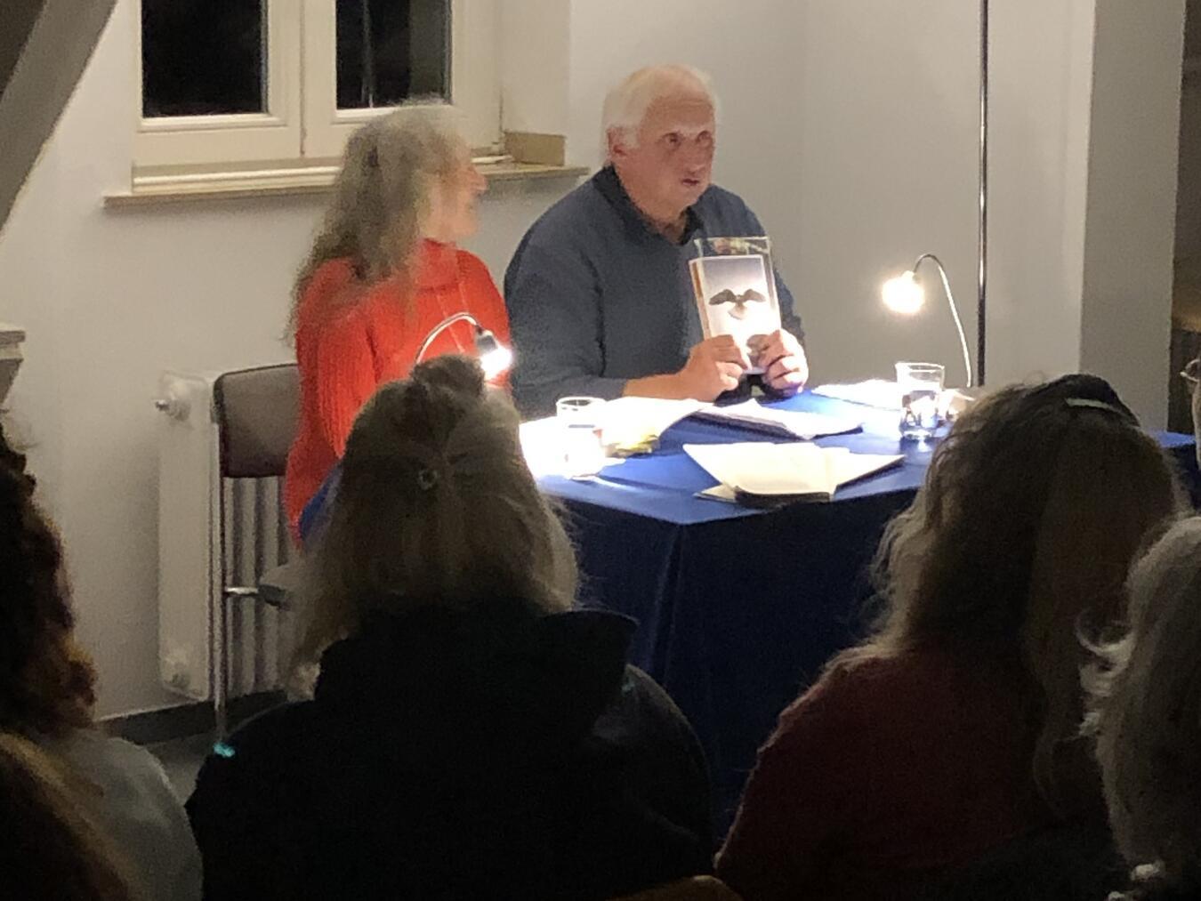 Renate Wirth und Thomas Hesse waren zu Gast in der Reeser Stadtbücherei. Foto: Stadt Rees