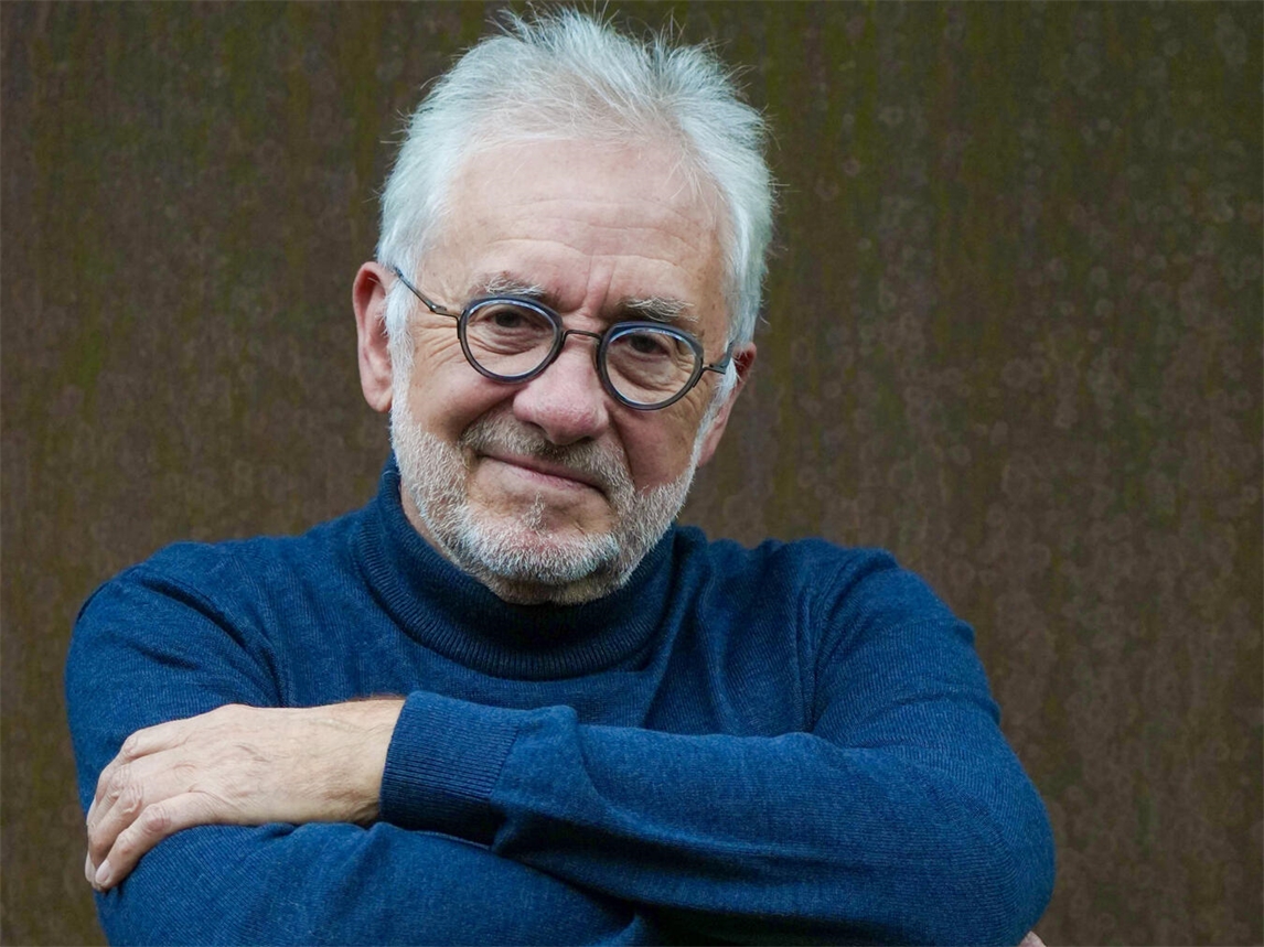 "Wolfgang Wittmann präsentiert 'Haste Töne' in Pont, Rezitation und Musik, Kulturveranstaltung, Foto: privat"