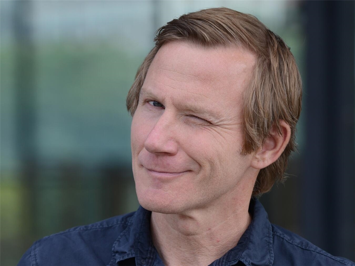 Rees: Lesung mit Schauspieler Roland Jankowsky Roland Jankowsky ist bekannt aus der ZDF-Krimireihe Wilsberg. Foto: Mirjam Knickriem