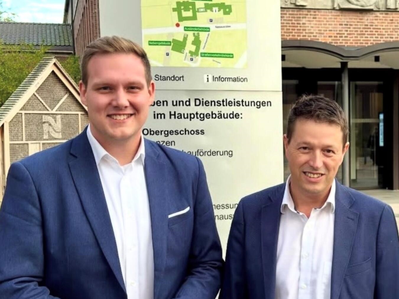 "Roman Straub und Stephan Haupt mit ernsten Mienen, thematisieren 148 Fälle als Alarmzeichen"