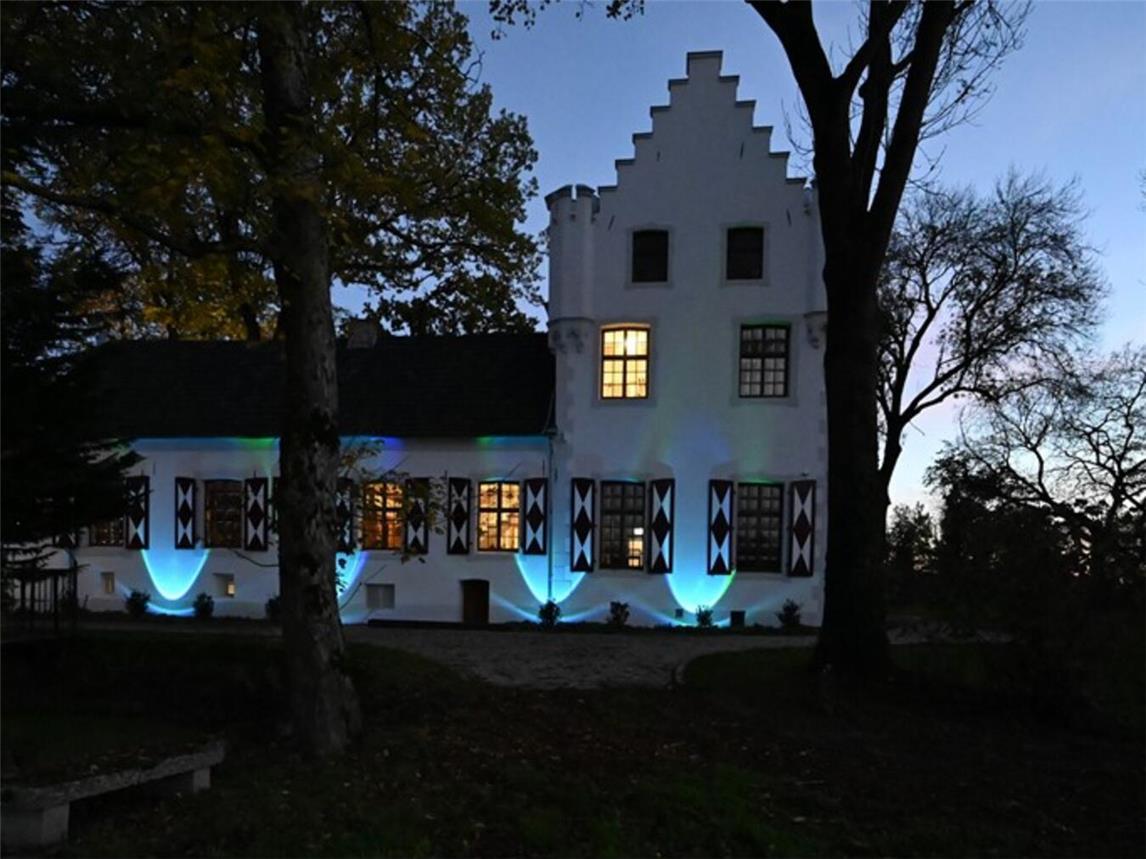 Rund um Haus Ingenray findet am kommenden Wochenende wieder der Lichtermarkt statt. Foto: privat