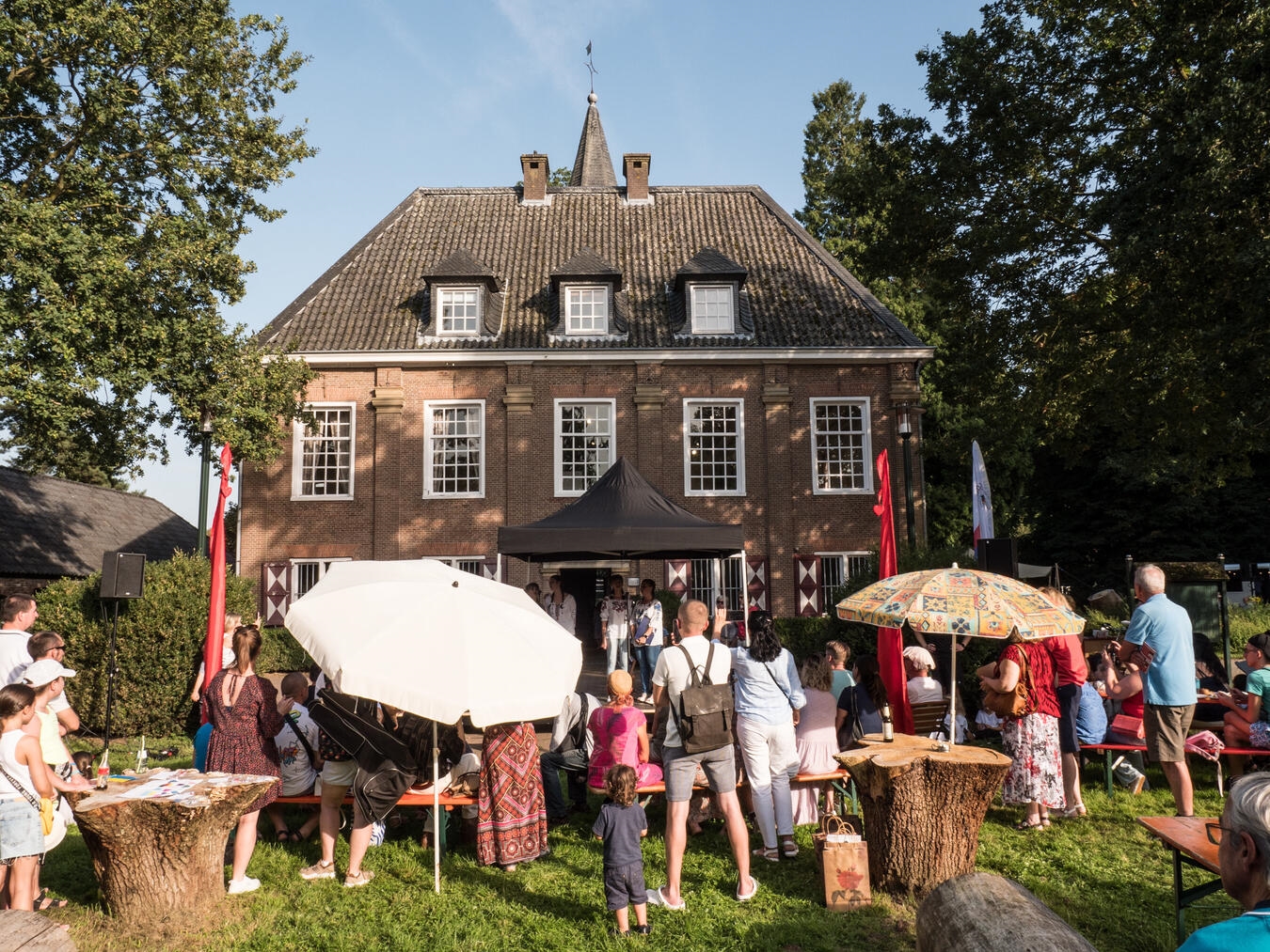 Emmerich: „Tag für den Frieden“ in Catharinas Kulturgarten Rund ums Schlösschen Borghees findet wieder der „Tag für den Frieden“ statt. Foto: Sandra Heinzel/TIK Emmerich
