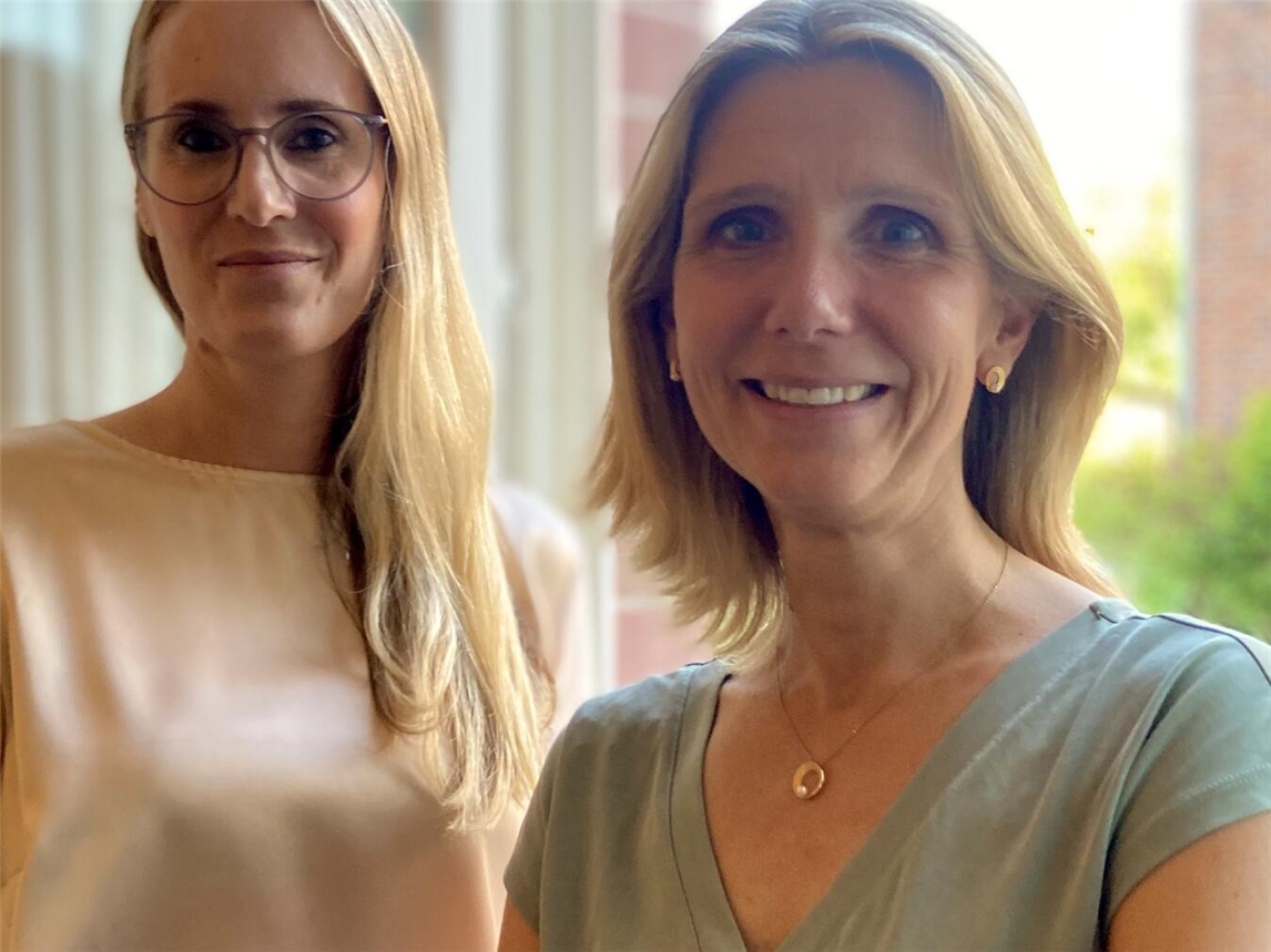 Ruth Plege und Annette Giefer bieten das halbtägige Angebot „ImPuls der Zeit“ in ihren neuen Räumlichkeiten in der Friedensstraße 49 in Kevelaer an. Foto: Ruth Plege und Annette Giefer