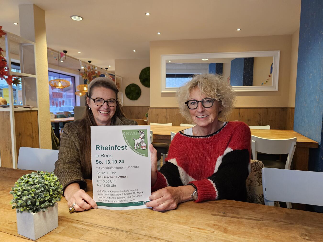 Sandra Kimm-Hamacher (l.) und Renate Bartmann freuen sich auf viele Besucher. NN-Foto: Thomas Langer