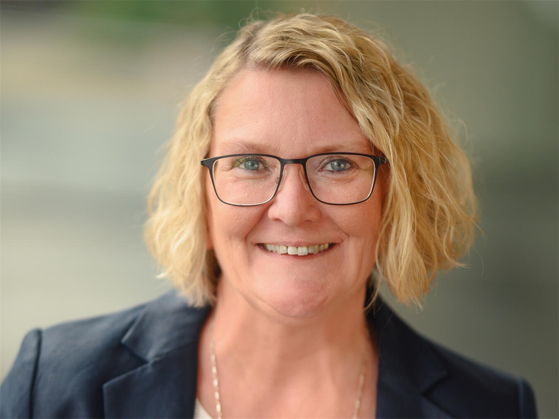 "Sandra Wittke, SPD-Vorsitzende Praest-Vrasselt-Dornick, Porträtfoto von Markus van Offern"