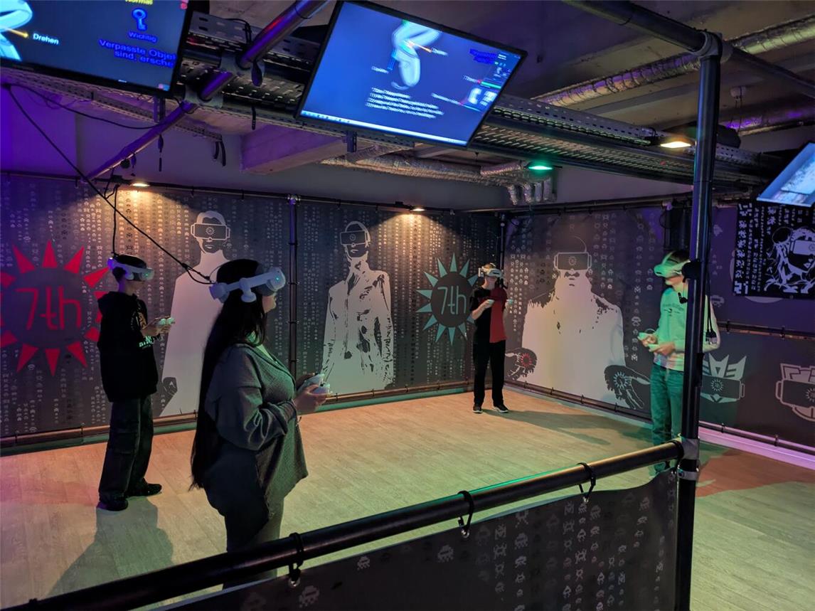 Schüler müssen in einer virtuellen Welt gemeinsame Aufgaben lösen. Foto: Privat