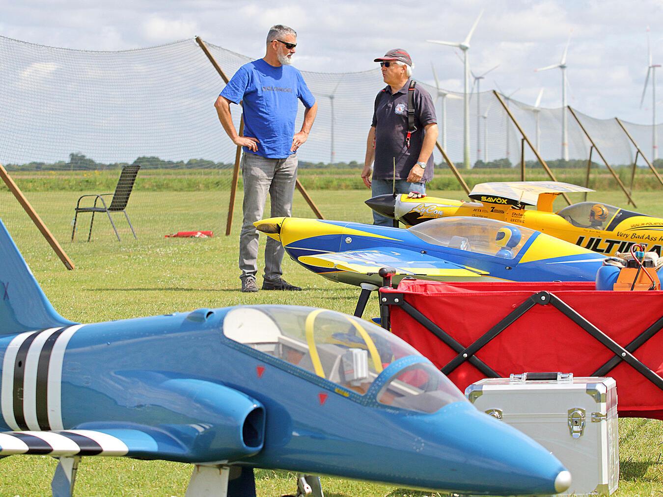 Sein 50-jähriges Bestehen feierte der Modellflugclub Saturn Kerken am vergangenen Wochenende mit einem zweitägigen Flugtag. Alle Sparten des Modellfluges wurden den interessierten Besuchern präsentiert..