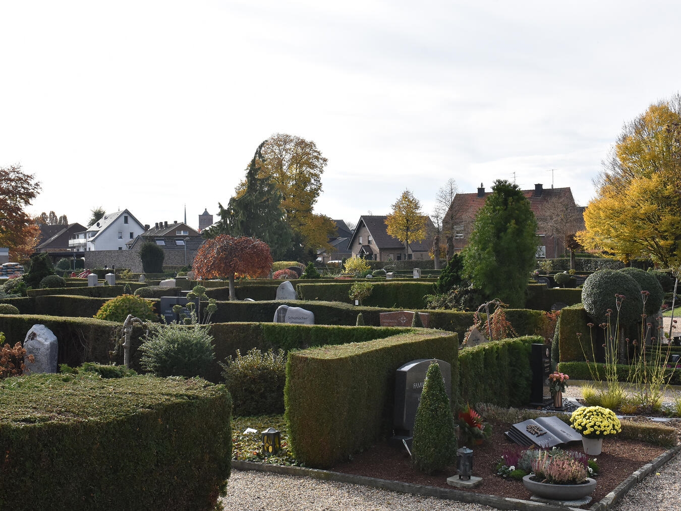 Seit Jahren schreibt der Friedhof rote Zahlen, deshalb hat die Kirchengemeinde beschlossen, den evangelischen Friedhof zu schließen. Foto: privat