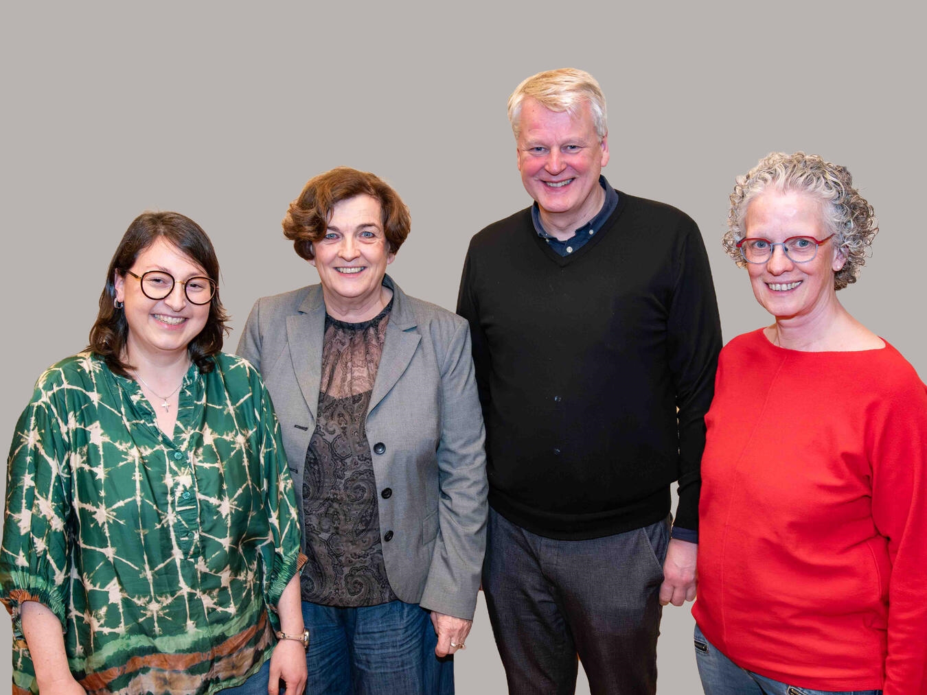 Sie leiten künftig den Pastoralen Raum Emmerich-Rees: Christine Pohl, Hildegard Telaak, Bernd de Baey und Ulla Otten. Foto: Bischöfliche Pressestelle/Christian Breuer