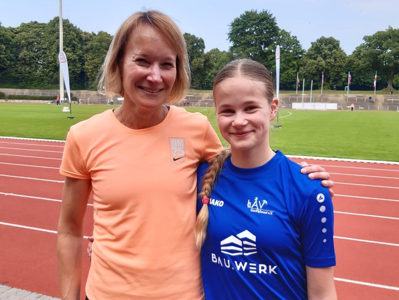 Silke Flören (l.) und Maya Möbius (r.) freuen sich über ihre Erfolge. Foto: privat