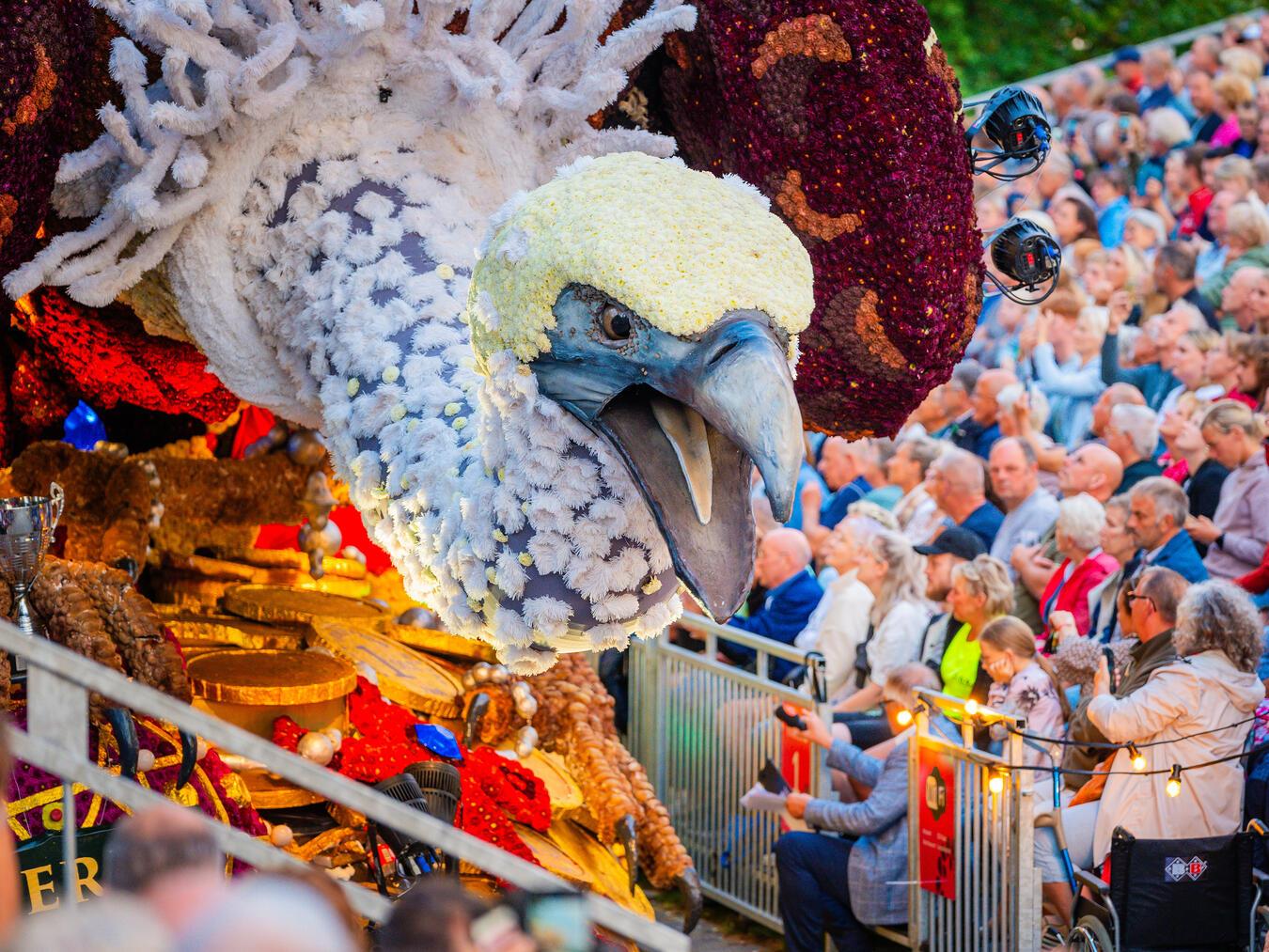Sint Jansklooster lädt zum farbenfrohen Blumencorso ein.