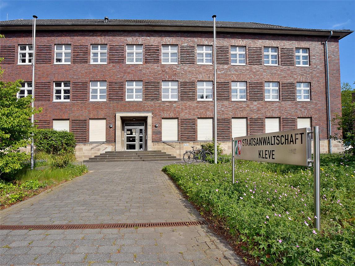 Sowohl des Verfahren im Fall von Pfarrer Dr. Égidie Muziazia als auch von Sabine Pullach hat die Staatsanwaltschaft Kleve eingestellt – „mangels öffentlichem Interesse“ und mangels Aussicht auf Erfolg. NN-Foto: Rüdiger Dehnen