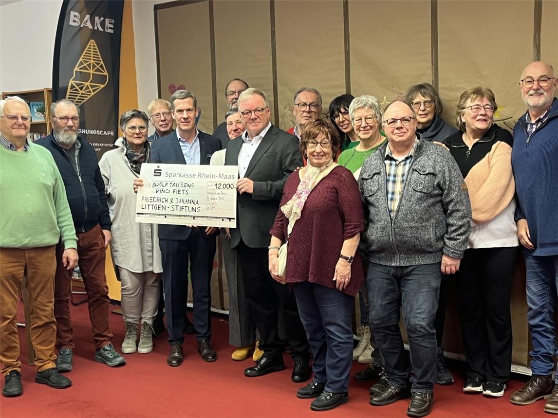 Spendenübergabe an das Projekt „Vinci-Fiets“ in Emmerich. Foto: privat