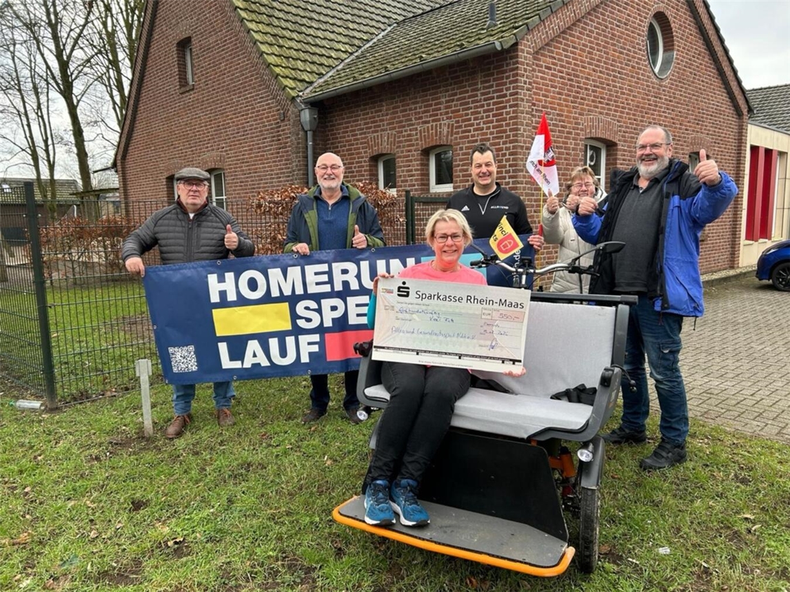 Spendenübergabe in Emmerich. Foto: privat