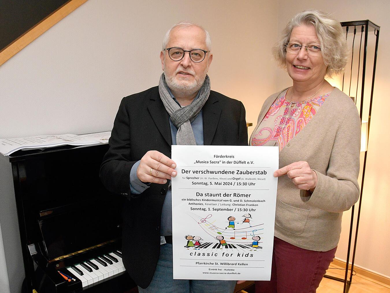 Stellten das neue „music for kids“-Programm vor: Pastoralreferentin Christel Winkels und Dieter Paeßens vom Förderverkreis „Musica Sacra in der Düffel“.NN-Foto: Rüdiger Dehnen