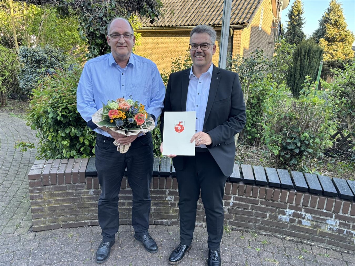 "Tammo Eilers mit Bürgermeister Alexander Alberts bei Gemeinde Issum Veranstaltung"