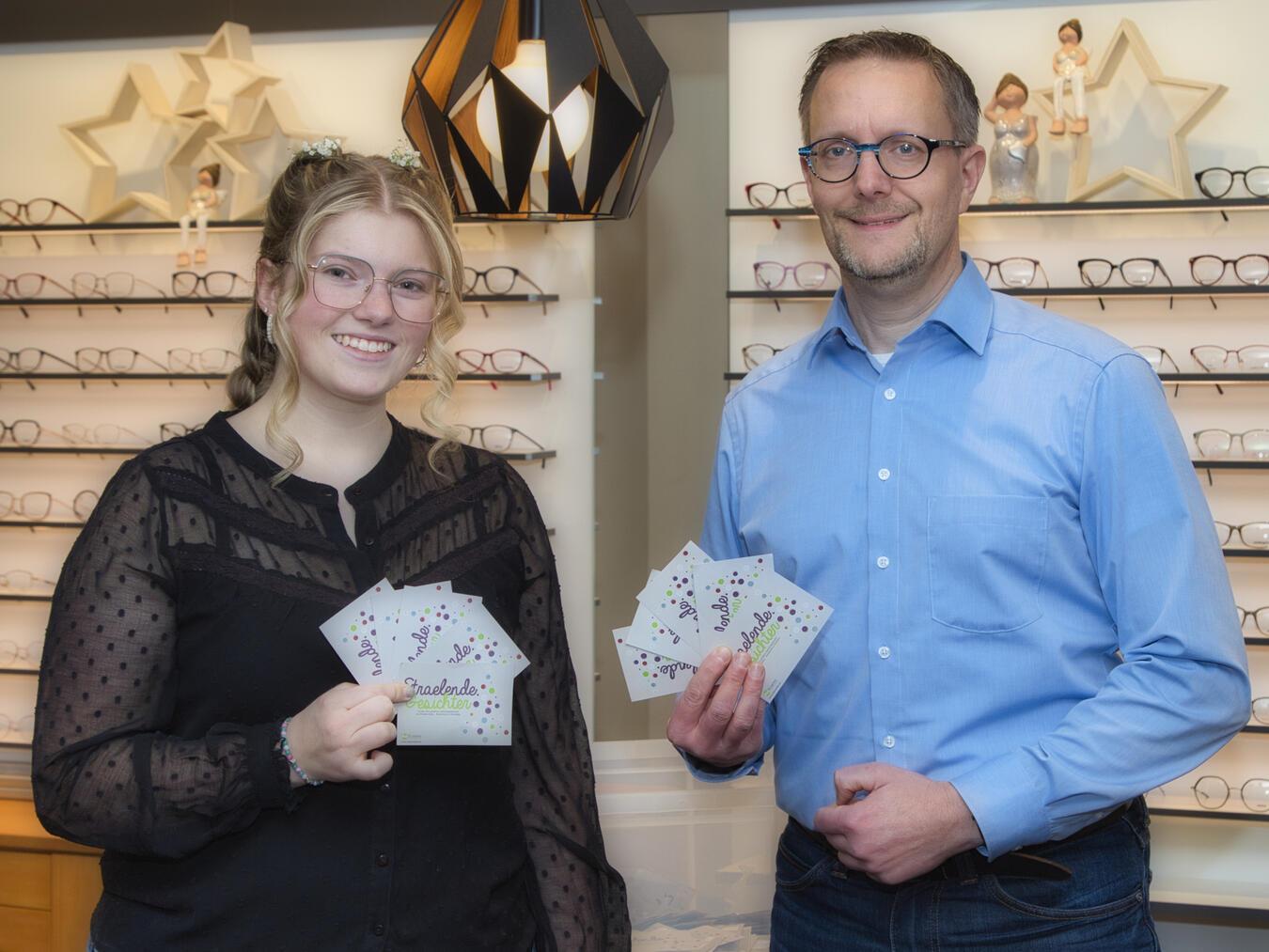Zwischenziehung „Straelende Gesichter 2024“ Tanja Nellessen und Steffen Borrmann nahmen die Zwischenziehung vor. Foto: AusStraelen
