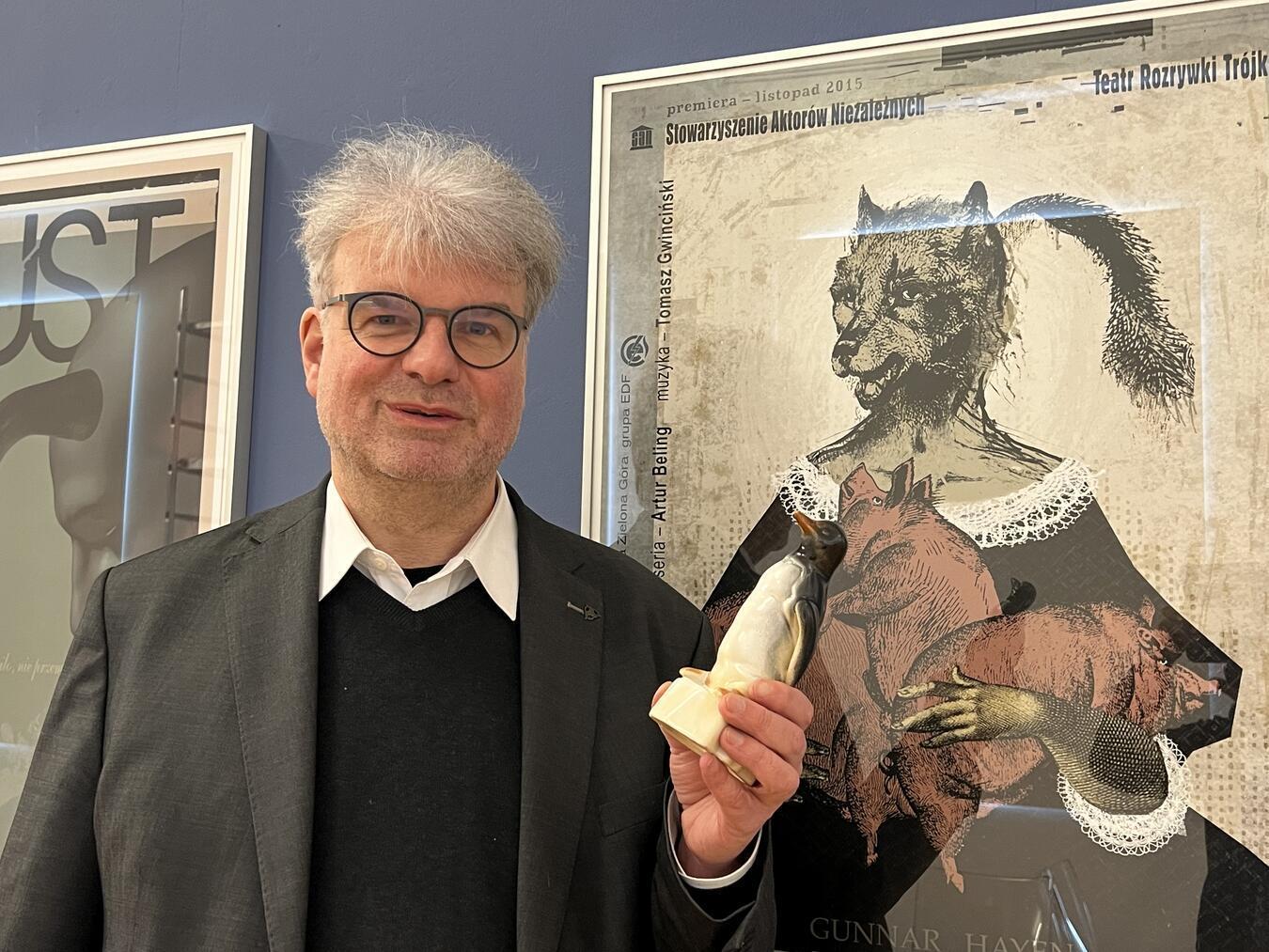 Thomas Brokamp rezitiert rund 30 Tiergedichte. Foto: Pro Kultur