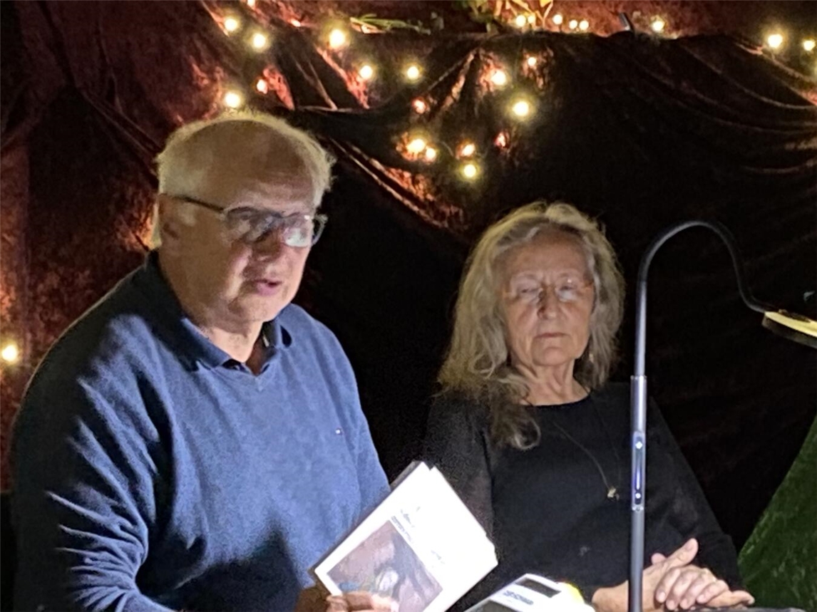 Thomas Hesse und Renate Wirth lesen in Weeze. Foto: privat